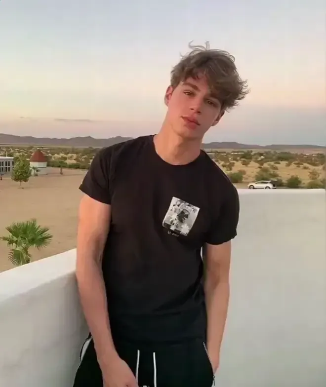 Input image used for AI jiggle video example 9